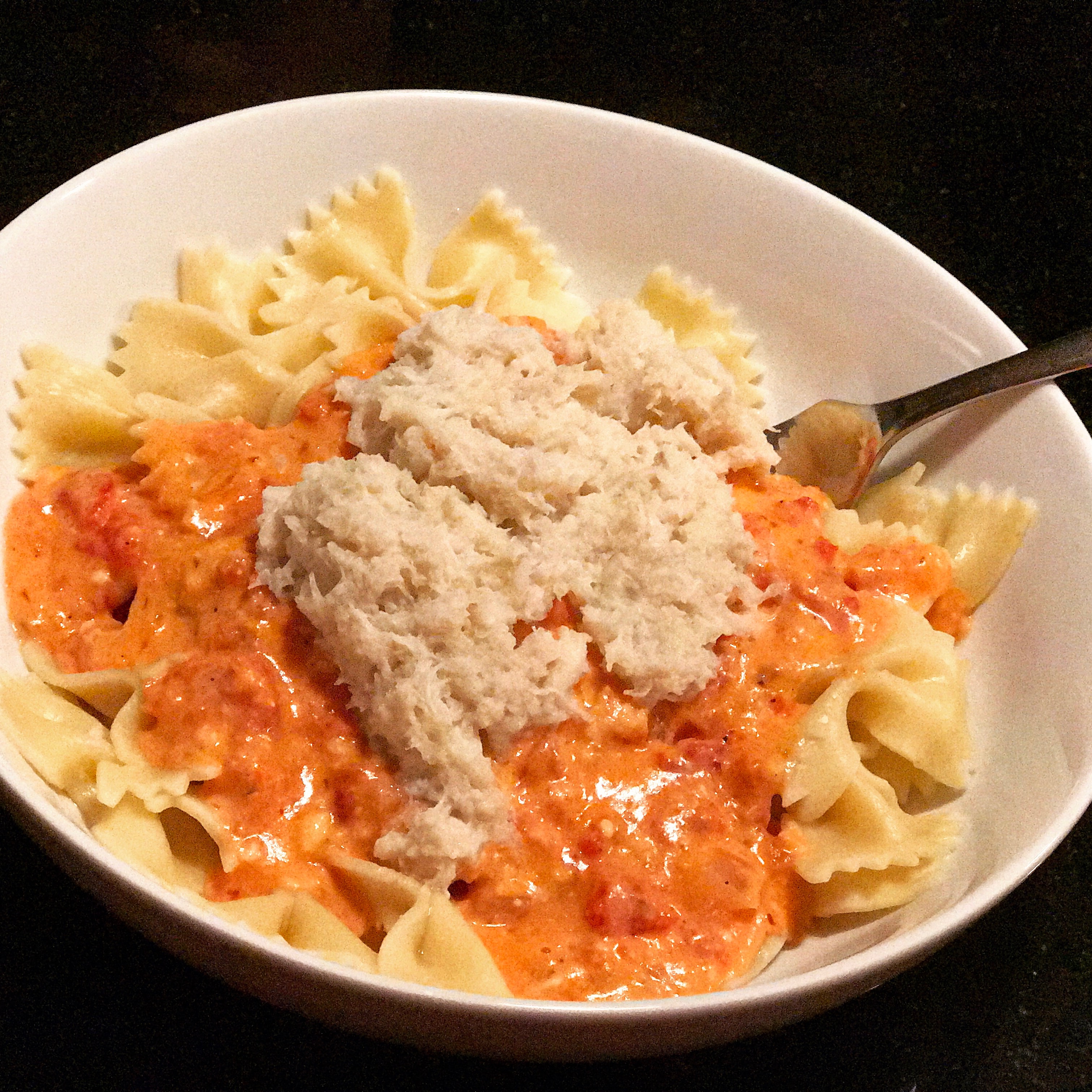 pink-pasta-sauce-recipe-featured