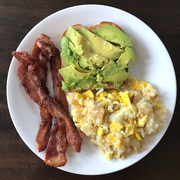 avocado_toast_bacon_eggs