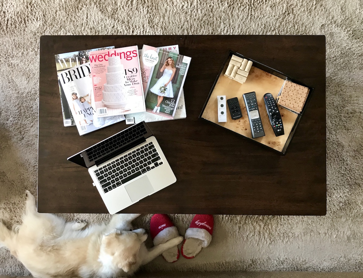 clutter free coffee table